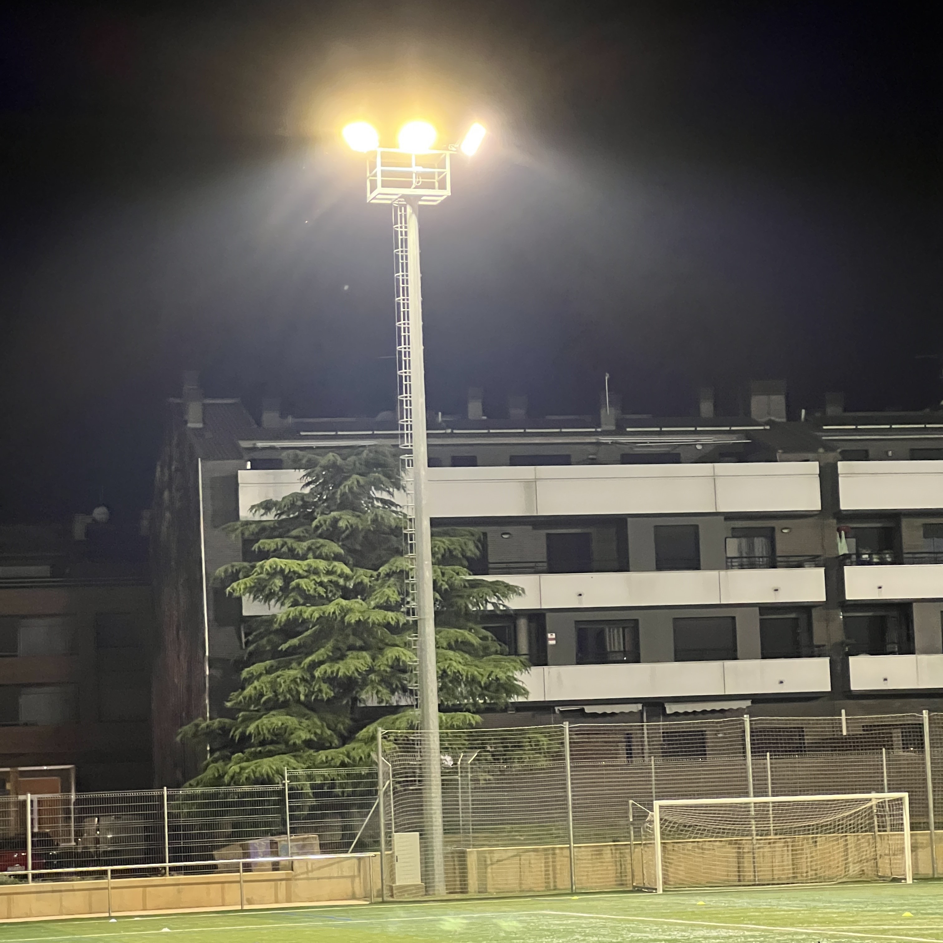 Enllumenat Camp de Futbol Torrefarrera